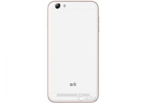 Продаю смартфон ARK Benefit M7